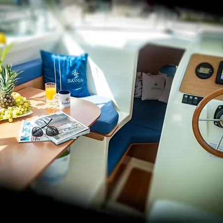 Private Boat With Skiper Tekne Prijevor